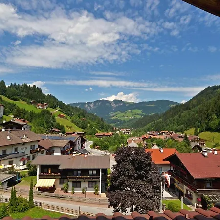 Vendégház Traditionsgasthof Weissbacher