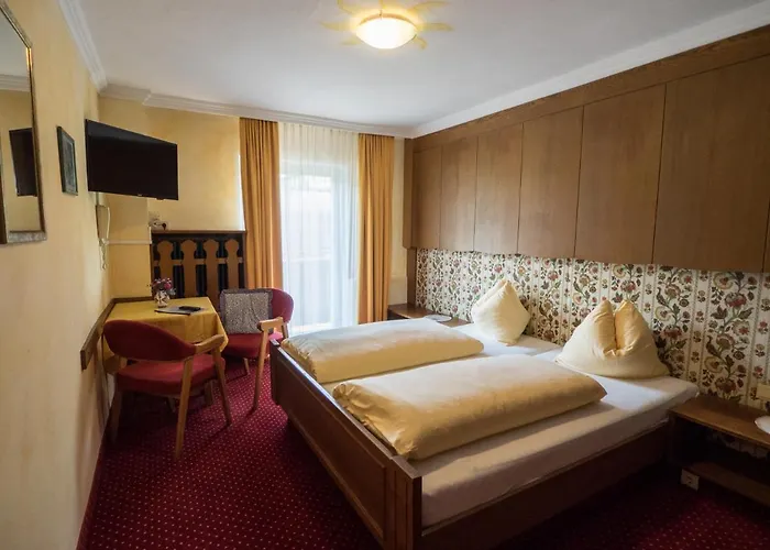 بيت ضيافة Traditionsgasthof Weissbacher 3*